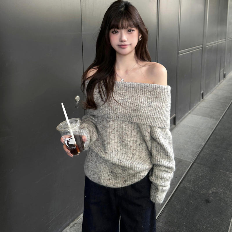 Gray Off-Shoulder Korean Style Pullover Sweater for Women, Autumn Lazy Style, Loose Casual, Slimming, Elegant, Petite Long-Sleeve Top
