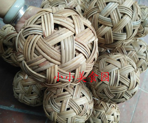 Spot Southeast Asian Soccer Tengqiu Hand-woven Keju Scorn Ball Kids Toy Myanmar Football