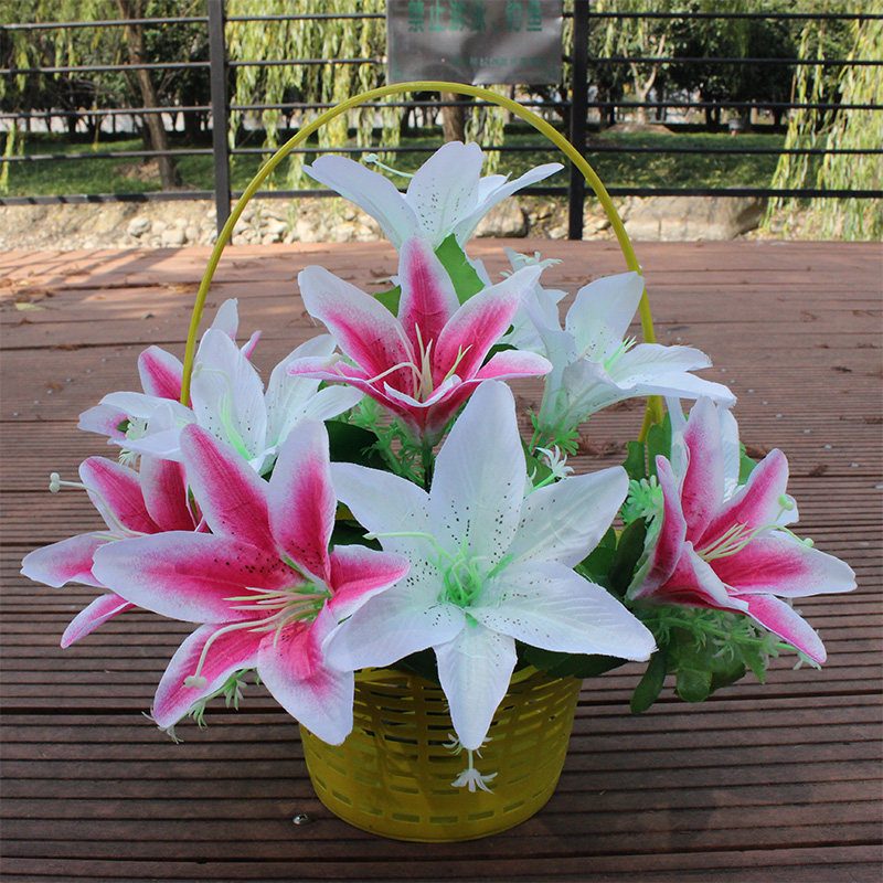 Artificial flower lily hand-held flower basket Qingming flower silk flower grave sweeping flower grave fake flower sacrificial flower decorative flower