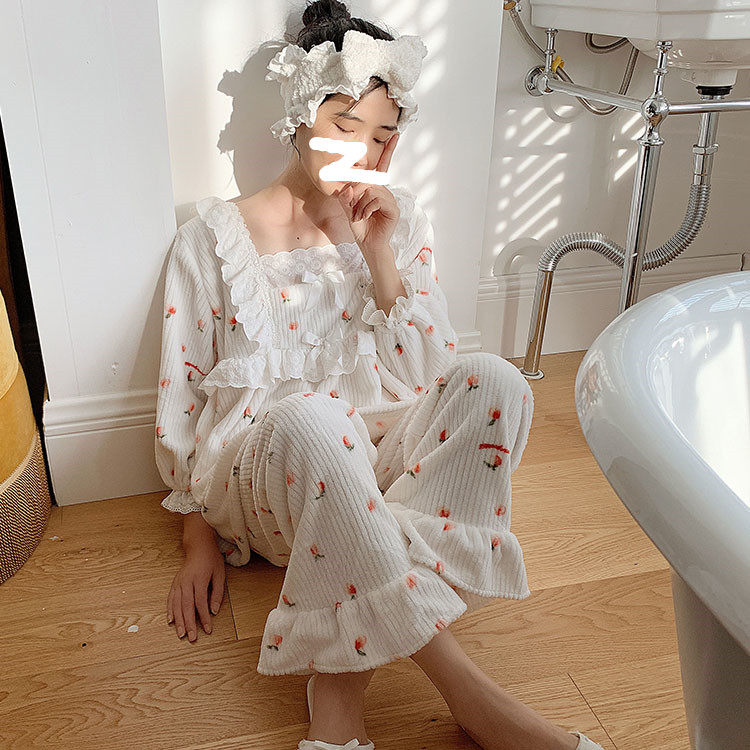 Pajamas women in autumn and winter thickening flannel sweet suit female cute princess wind Han coral velvet home dress woman