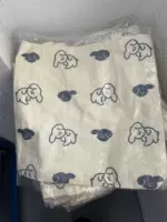 Бежевый щенок с наклоненной головой (ширина 33 высота 34 низ 5)