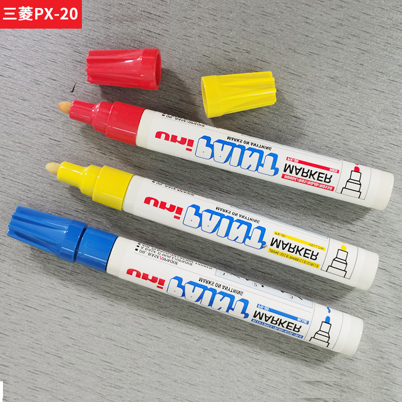 The whole box of 12 Japanese uni Mitsubishi paint pen PX - 20 paint pen Mark notes sign tyre graffiti pen