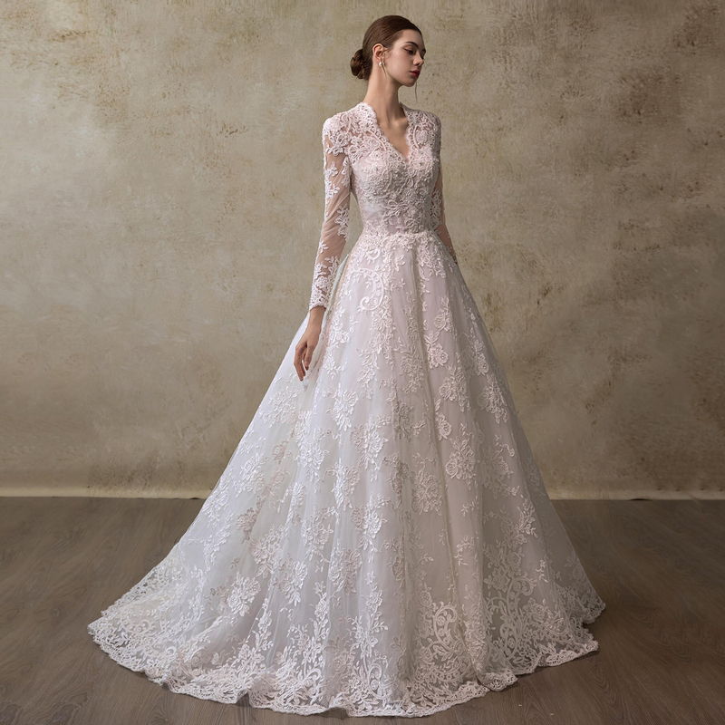 Long-Sleeve V-Neck Wedding Dress for Brides, 2026 New French-Style Heavy Craftsmanship Vintage Main Gown, High-End Texture, Custom-Made with a Small Train Long-Sleeve V-Neck Wedding Dress for Brides, 2026 New French-Style Heavy Craftsmanship Vintage Main Gown, High-End Texture, Custom-Made with a Small Train