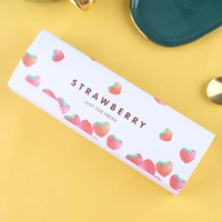 Куча небольших клубничных пробелов