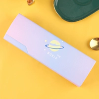 Светло -желтая планета разрыв