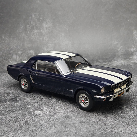 Norev 1:18 Ford Mustang 1965 Alloy Car Model