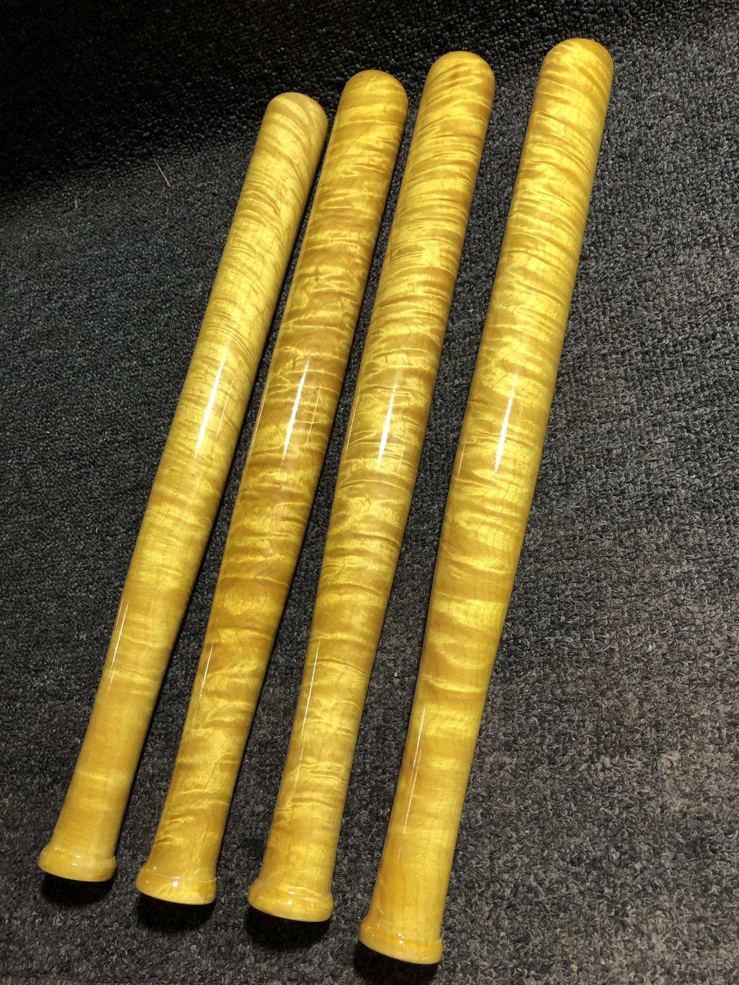 High-end solid wood baseball bat super hard-guarded arms of large leaves Nangold camphorn sandal defense solid car rod