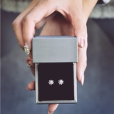 Натуральные бриллиантовые платиновые классические серьги, белое золото 18 карат, со снежинками, двойное ношение