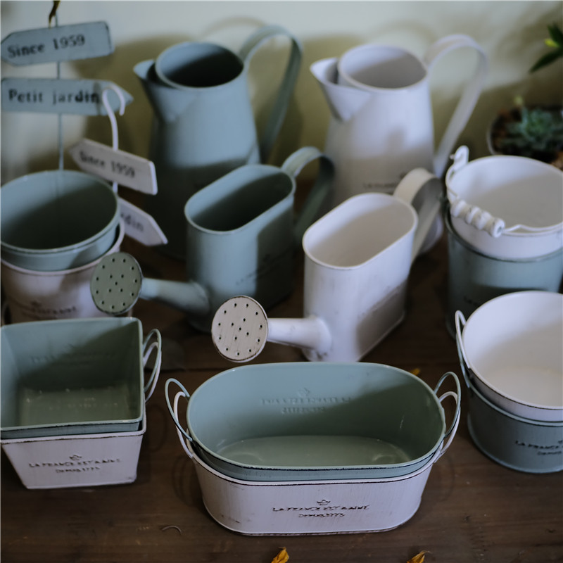 Foreign Trade Garden Grocery - Horticultural Little fresh iron oval paint small flower pot in windshine multi - flesh flower pot