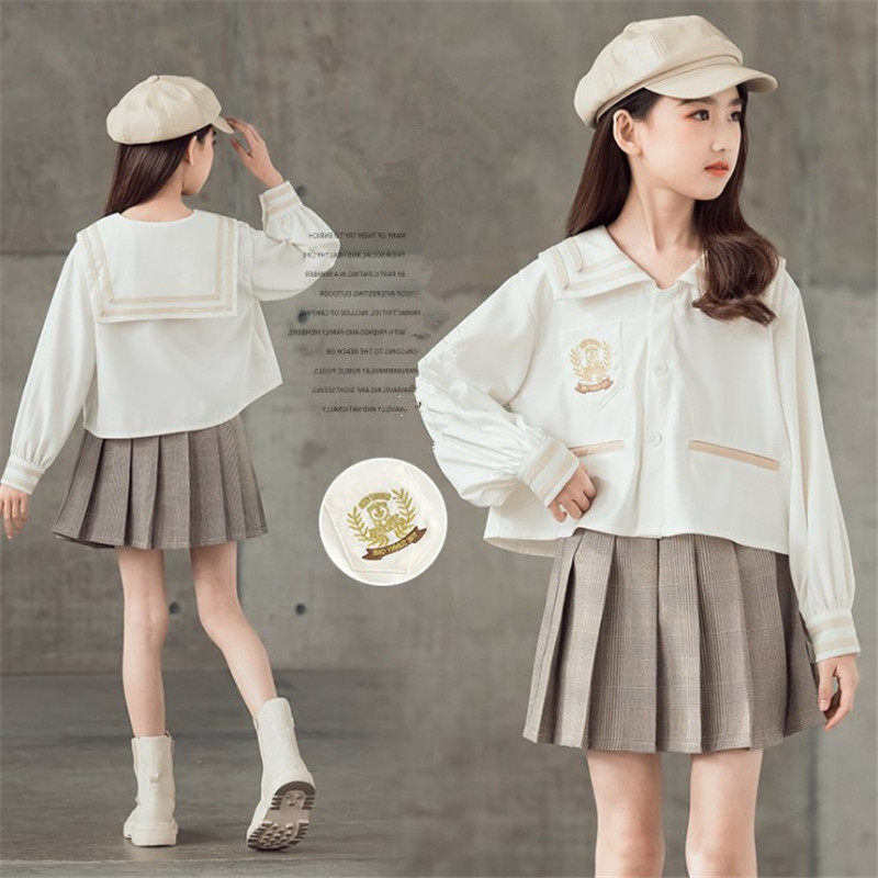 Girl Suit Foreign Pie Spring 2022 New Korean Edition College Wind Shirt Mother Women Dress CUHK Children Plexus Pleats Two Sets