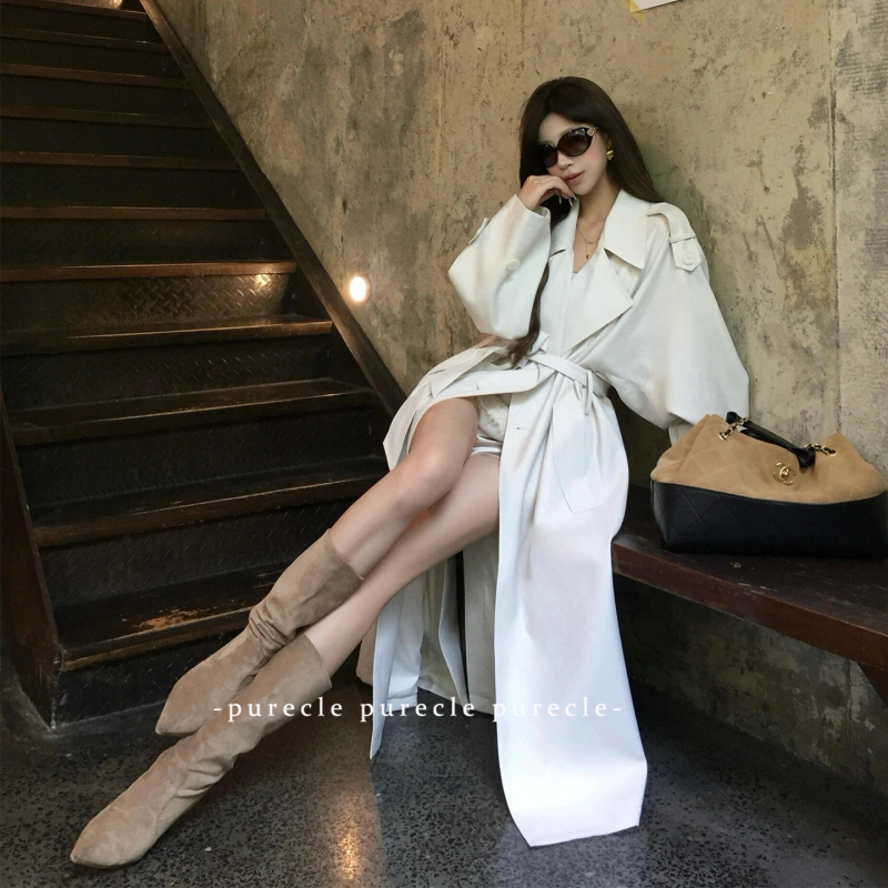 Women's Trench Coat 2026 New Style High-End British Style Heavy-Duty Lace-Up Long Coat with Waist-Cinching and Turn-Down Collar in White Women's Trench Coat 2026 New Style High-End British Style Heavy-Duty Lace-Up Long Coat with Waist-Cinching and Turn-Down Collar in White