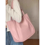 Демисезонная вместительная и большая сумка на одно плечо, подходит для студента