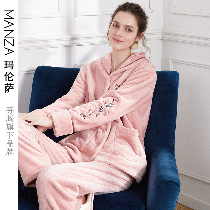 芬腾旗下 玛伦萨 玉兔绒刺绣 女式家居服套装 天猫优惠券折后¥89包邮(¥159-70)多款可选 芬腾旗下 玛伦萨 玉兔绒刺绣 女式家居服套装 天猫优惠券折后¥89包邮(¥159-70)多款可选