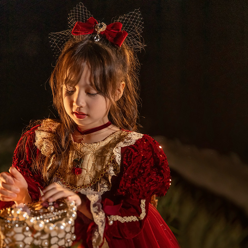 66 of Princess Cottage Girl Necklace Accessories Loretta Lock Bone Necklace 2023 new pendant foreign air Little crowdwave-Taobao