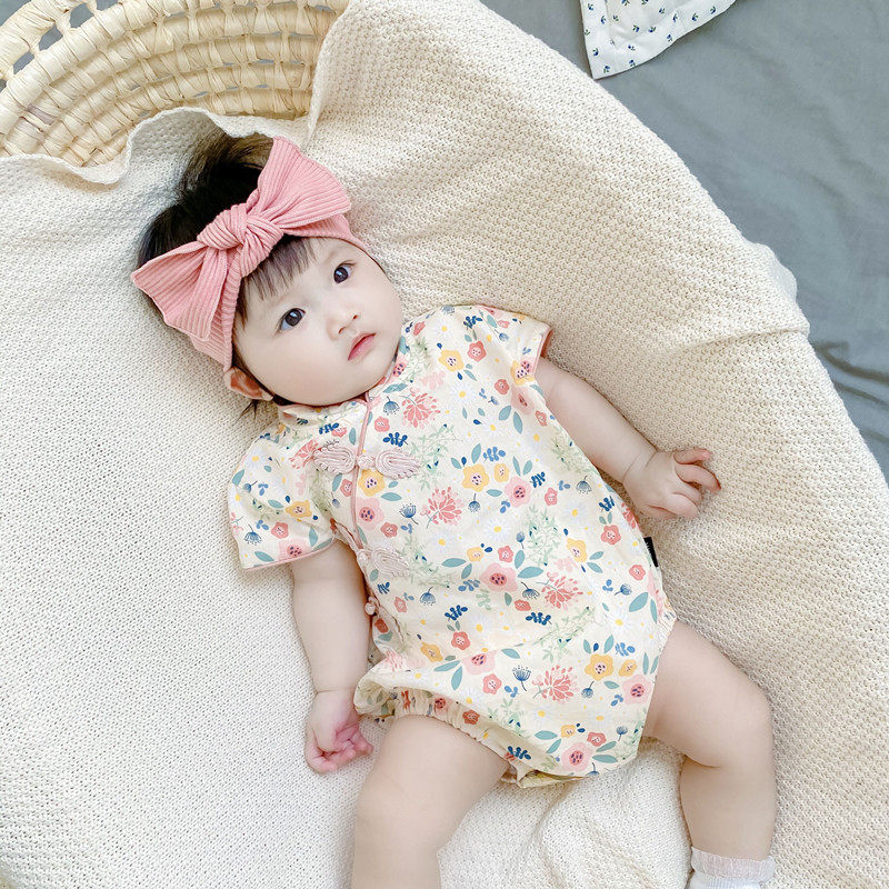 Baby girl summer new cheongsam baby short-sleeved Western style triangle bag fart baby jumpsuit princess cute romper