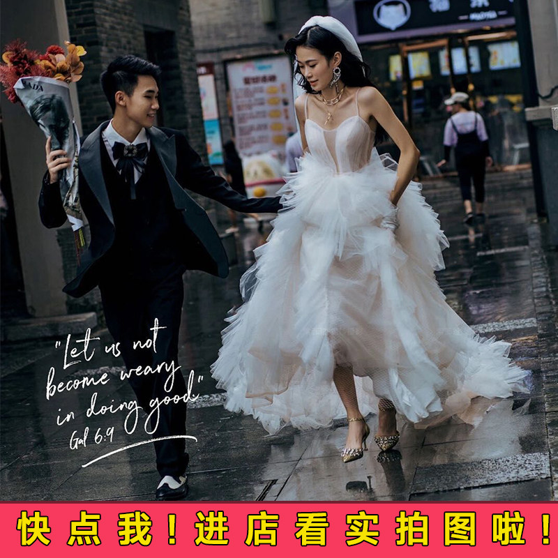 New movie themed wedding dress Fashion Street Beats lovers outfits Photography Costume Brigade Shooting Light Yarn Trailing Gown-Taobao