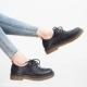 Giày da màu nhỏ kiểu retro Nữ sinh viên đại học Anh Brock chạm khắc giày đế thấp đế thấp Giày đế bằng