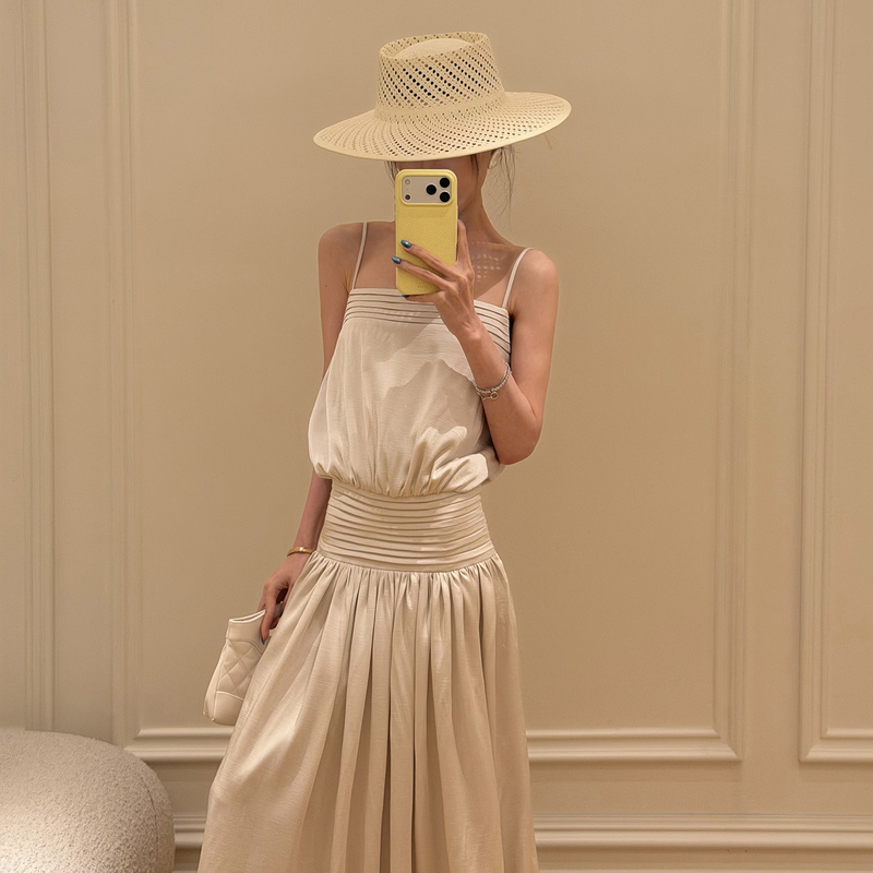 Smol "Southern French Holiday" Tucker Pearlescent Satin Waist-Cinching Strap Dress for Women, Slimming and Elegant Long Dress