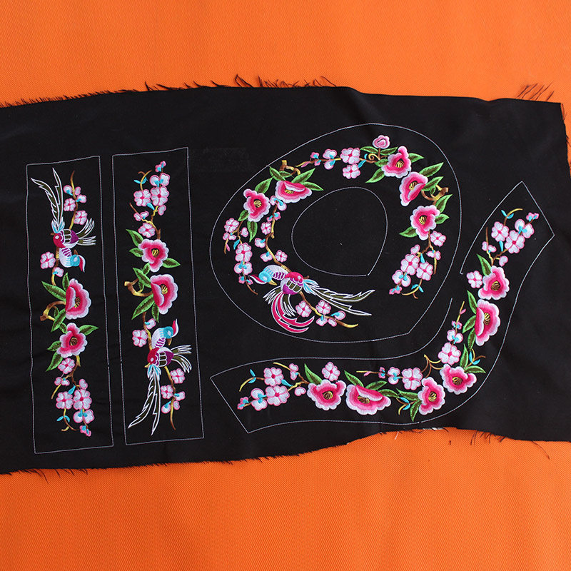 Finished machine embroidery embroidery Guizhou Buyi ethnic minority wind clothing accessories with flower shoulder collar flower bilateral cloth stickers