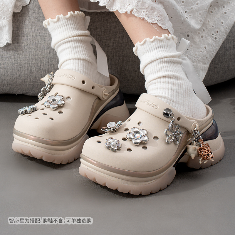 Crocs Women's Shoes Retro Clogbae Decorated with Small Dolphin Charms, Beach Shoes, Sandals