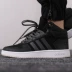 Giày thể thao Adidas clover 2018 mùa đông mới Dép / giày thường