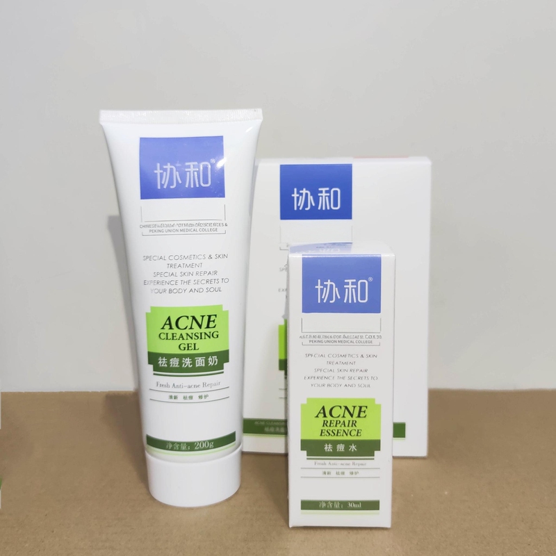Nanjing Skin Research Institute Xiehe Facial Cleanser and Lotion Combination Cleanses Pores, Hydrates, Balances Moisture and Oil Nanjing Skin Research Institute Xiehe Facial Cleanser and Lotion Combination Cleanses Pores, Hydrates, Balances Moisture and Oil