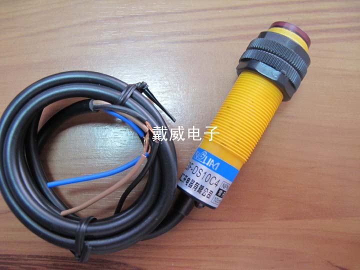 E3F-DS10C4 30CM non-adjustable NPN DC diffuse reflection photoelectric switch is often open