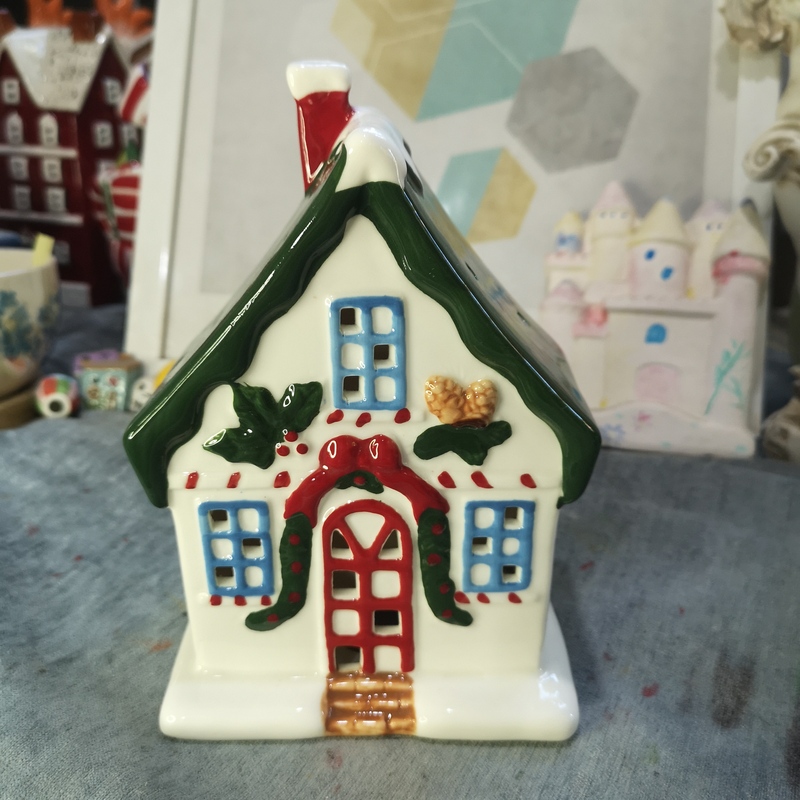 Ink Porcelain, Ceramic Crafts, Ceramic Christmas House Ornaments, Christmas Decorations