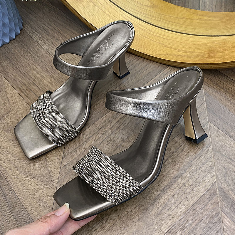 Sexy Square-Toe Rhinestone Strap Sandals for Women, Summer Outerwear, Stiletto Heels, Open-Toe, High-End, Non-Tiring High-Heeled Shoes Sexy Square-Toe Rhinestone Strap Sandals for Women, Summer Outerwear, Stiletto Heels, Open-Toe, High-End, Non-Tiring High-Heeled Shoes