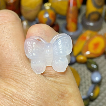 Carved agate ring benefits