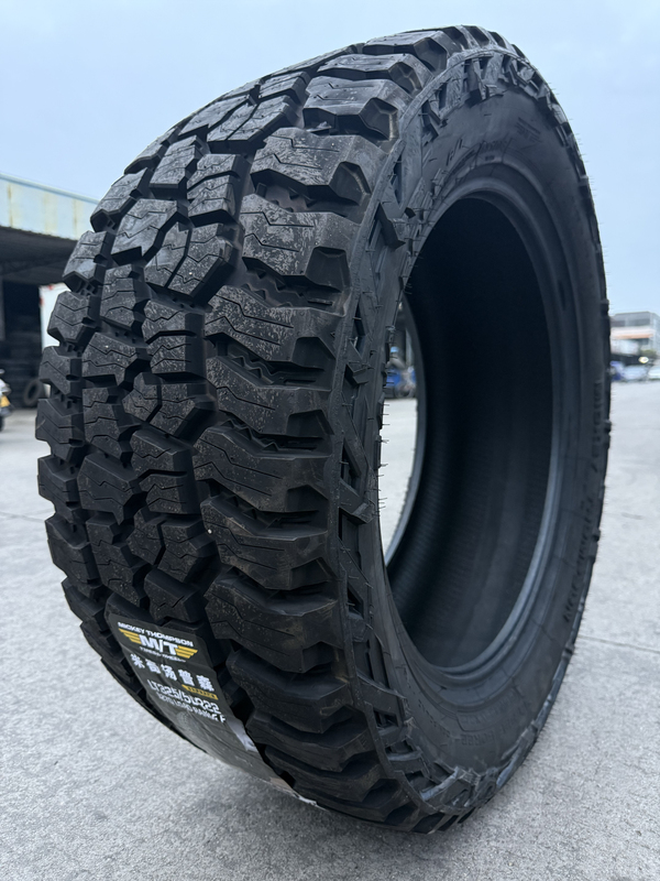 Mickey Thompson Boss At275/285/315/60/65/70R17R18R20 35X37X12.5R20 Mickey Thompson Boss At275/285/315/60/65/70R17R18R20 35X37X12.5R20