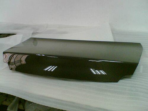 Applicable Nissan GT-R35 tailbox cover R35 personality retrofit piece carbon fiber trunk lid light weight