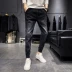 Quần jeans nam 9 điểm màu đen mùa hè Phiên bản Hàn Quốc của quần Slim feet quần thủy triều quần nam quần dài 9 điểm giản dị - Quần jean