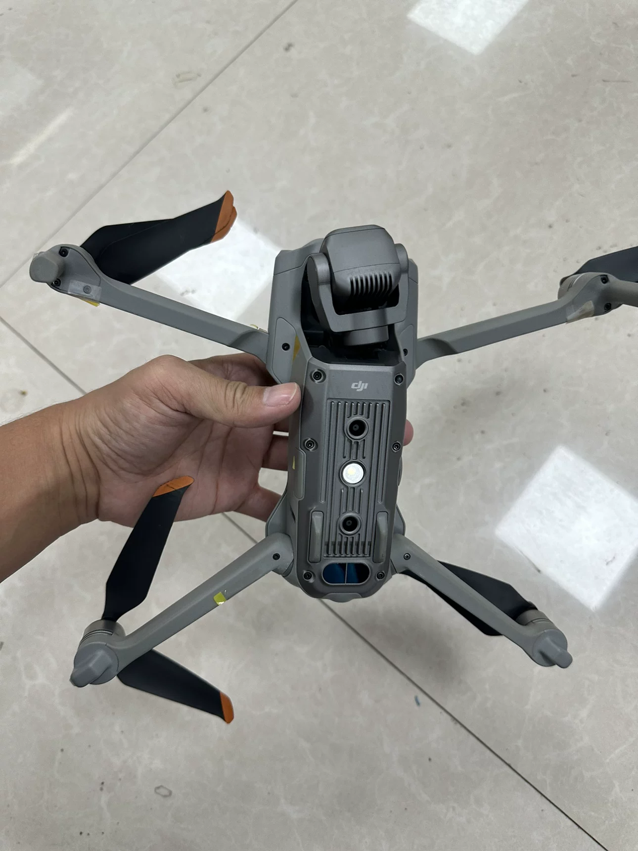 Б/у корпус DJI AIR2SBare металл может быть частым