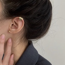 Metal geometric wide version of glossy earrings without ear clip for men and women fashion European and American retro earrings temperament ear clip ear ornaments