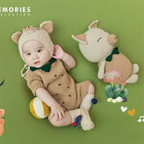 100-day-and-a-half-year-old baby themed Love Pig Exhibition New Shadow Building 100 Days Photos of Photographic Costumes