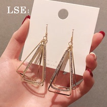  Creative triangle geometric earrings female 2019 new trendy long temperament net red earrings fashion simple trendy earrings