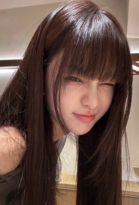 真我黑长直漫画齐刘海假发套 全真发整顶设计 自然隐形无痕贴合 长发飘逸顺滑