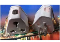 Big South African plug air conditioner conversion socket 10A to 16A conversion socket can support 16A plug