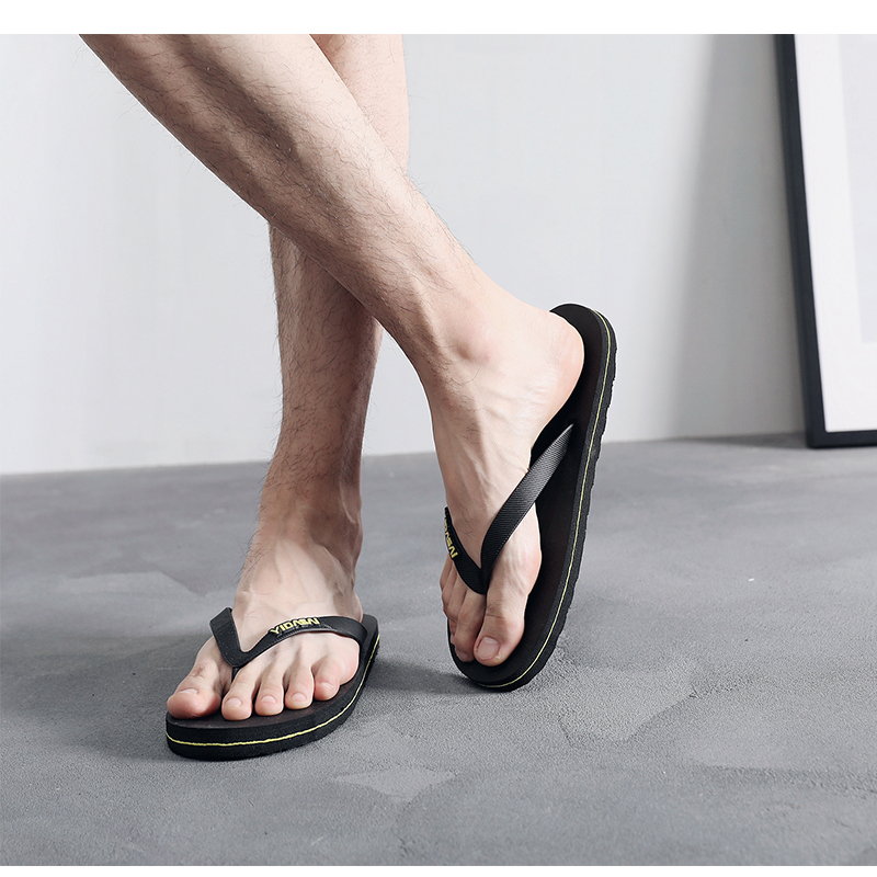 Flip-flops nam mùa hè non-slip rắn xu hướng màu cá tính Hàn Quốc phiên bản của dép và dép đi trong nhà pinch giày bãi biển của nam giới ngoài trời dày dưới dép quai ngang adidas