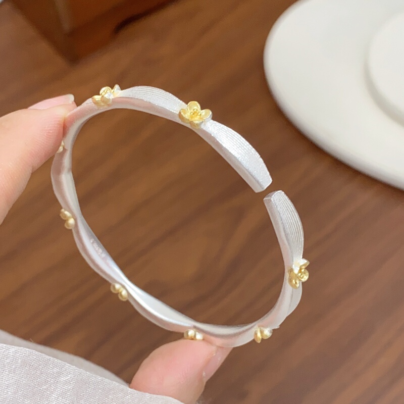 Ancient-Style Gold-Painted Osmanthus Flower Pure Silver Bracelet for Women, 9999 Pure Silver Bracelet, Niche Chinese Style, Young Style, High-End Gift