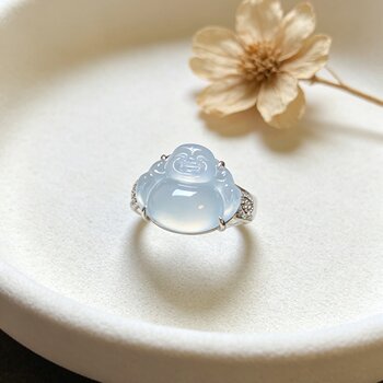Jade a in the palm of your hand, high ice glue and smiling face buddha jadeite