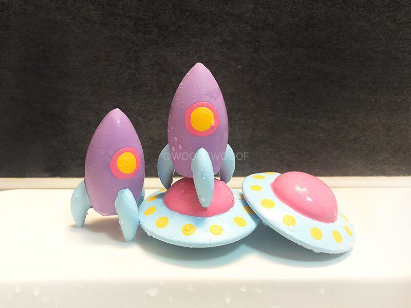 UFO latex toys Qmonster resistant to biting teeth, small and medium dog puppies latex vocal interactive toys