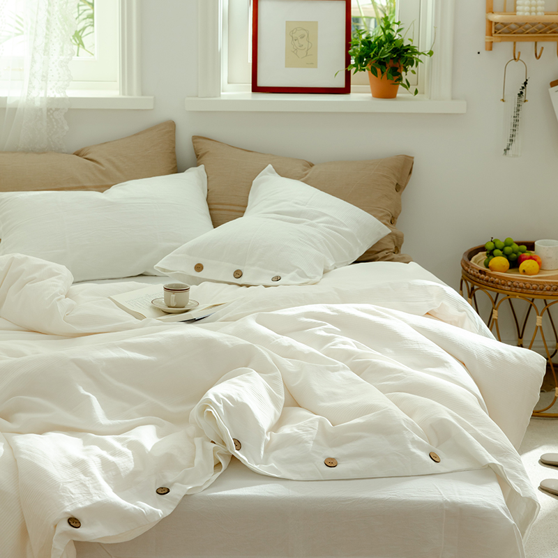 Japanese-style homestay ins style four-piece set of cotton on a simple washed quilt cover Kasasa pure white hotel dormitory single