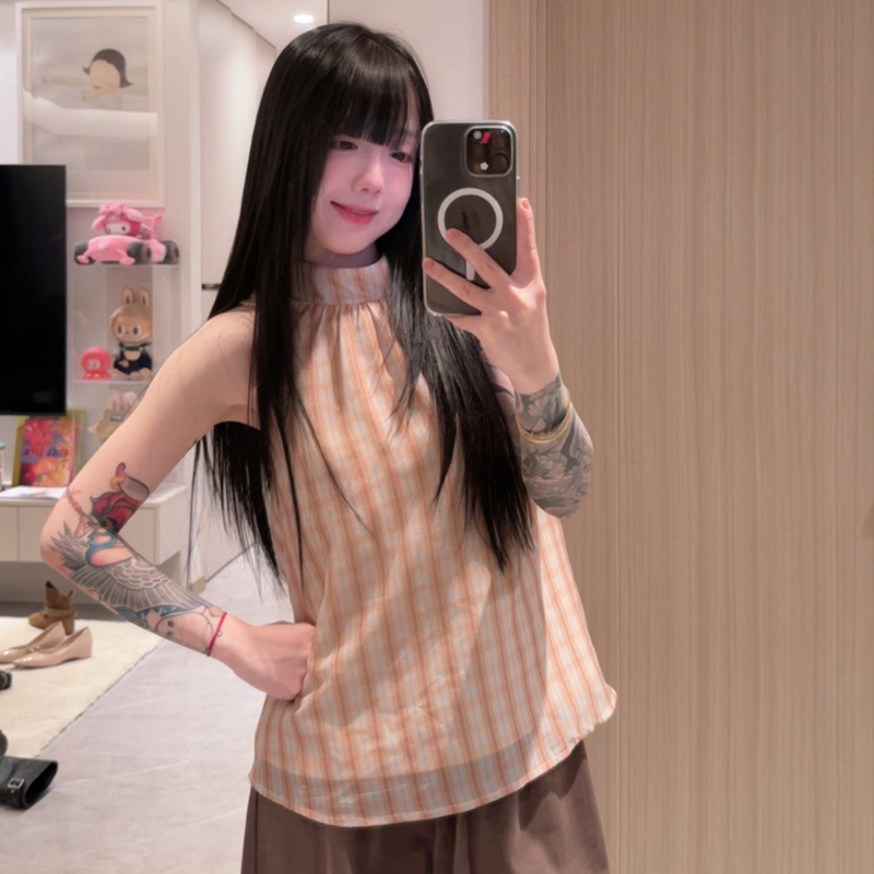 【Tuo Tuo Ye】Orange Candy Plaid Sleeveless Vest 2026 Summer New Vintage Design Halter Top for Women