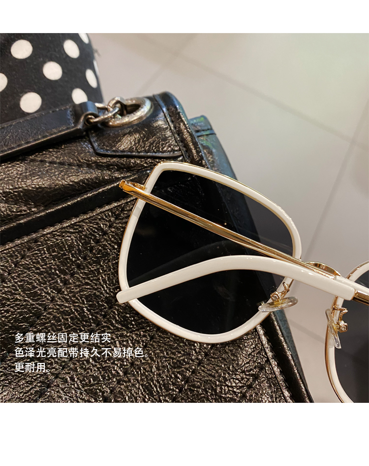 Lunettes de soleil Anti-UVA Lumière polarisée - Ref 3438623 Image 9