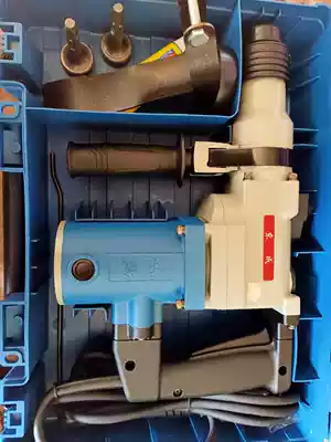 The special sewing machine for the air duct is more convenient and easy to carry