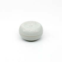 Lushuishanfang Qinghuoshan House Smoke Green Glaze Song-style small powder box Persimmon hand-made retro small incense box