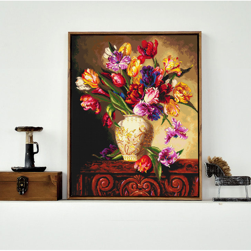 ABV old thirty words embroidery precision printing pure cotton thread embroidery plant living room dining room bottle flowers full of embroidered parrot tulips