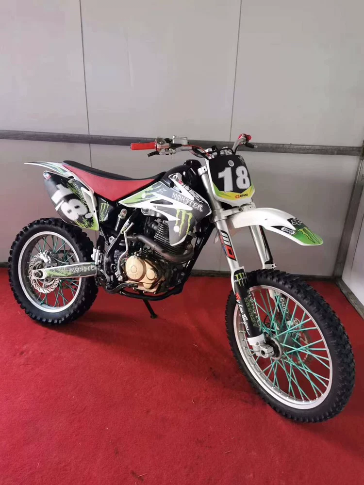 Импорт Gao Saipo M5 Cheetah Mountain Forest Forest Road CQR Rally Momaha Maggian 250